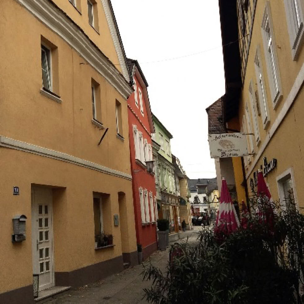 Der Standort im Bezirk Melk in Marbach an der Donau. Raumenergetik und Raumharmonie.